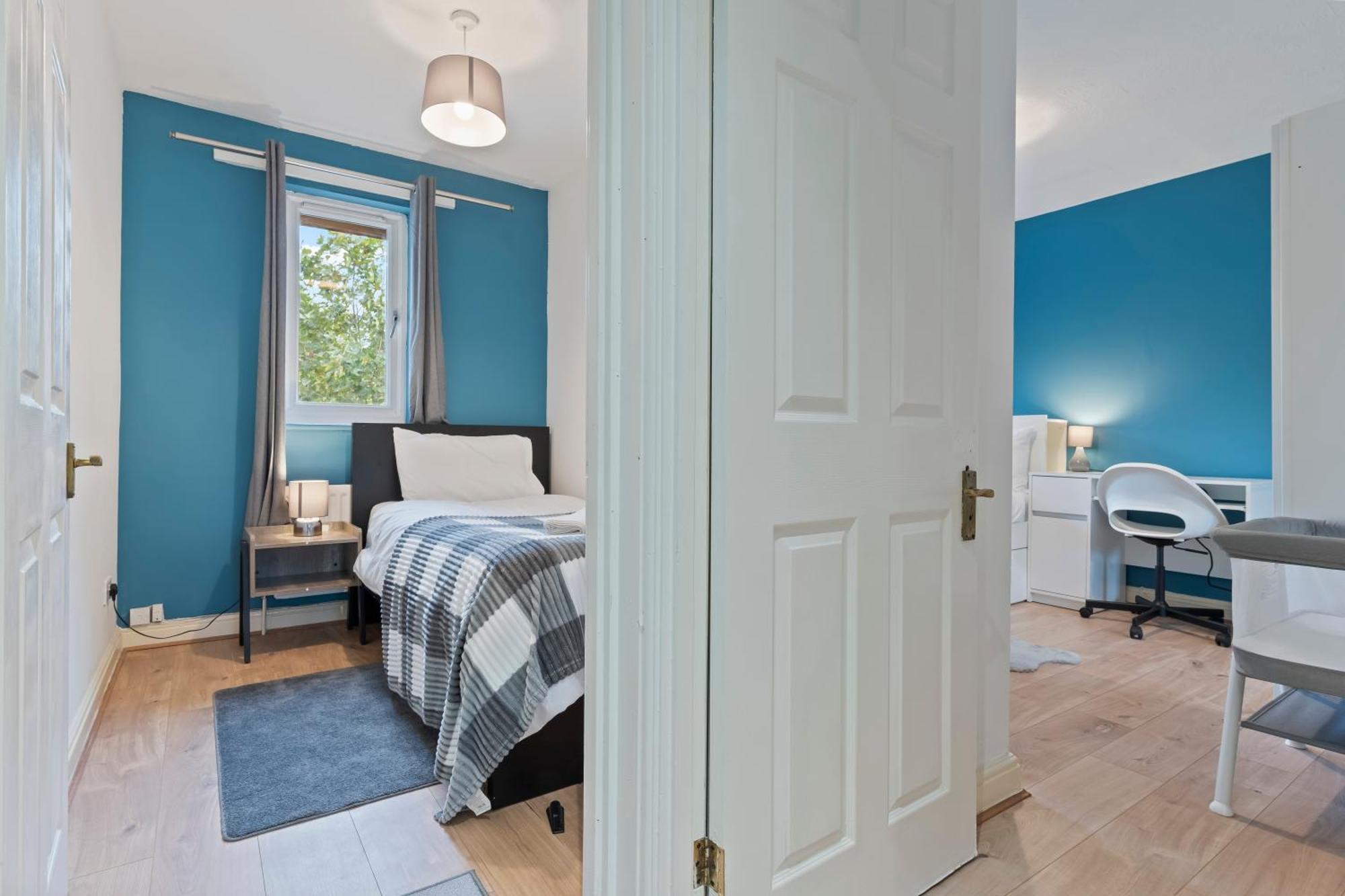 Ferienhaus Lovely 4br House In The With Parking London